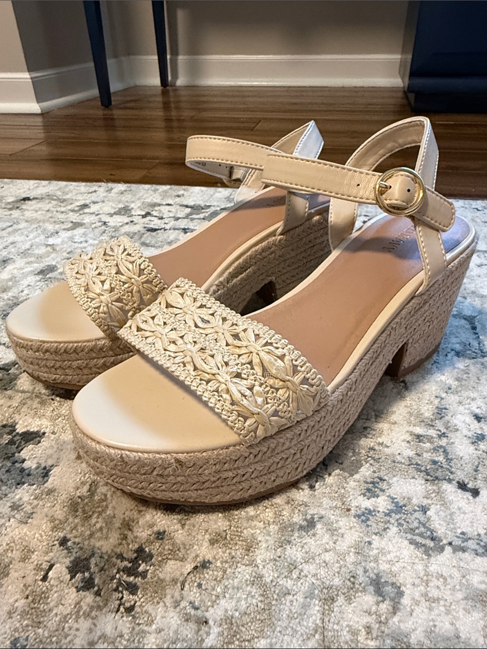 Old Navy Raffia Floral Embroidered Espadrille Platform Sandals - Women